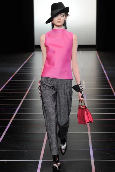 Look 9